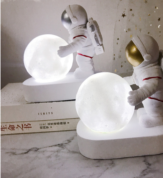 Astronaut night light